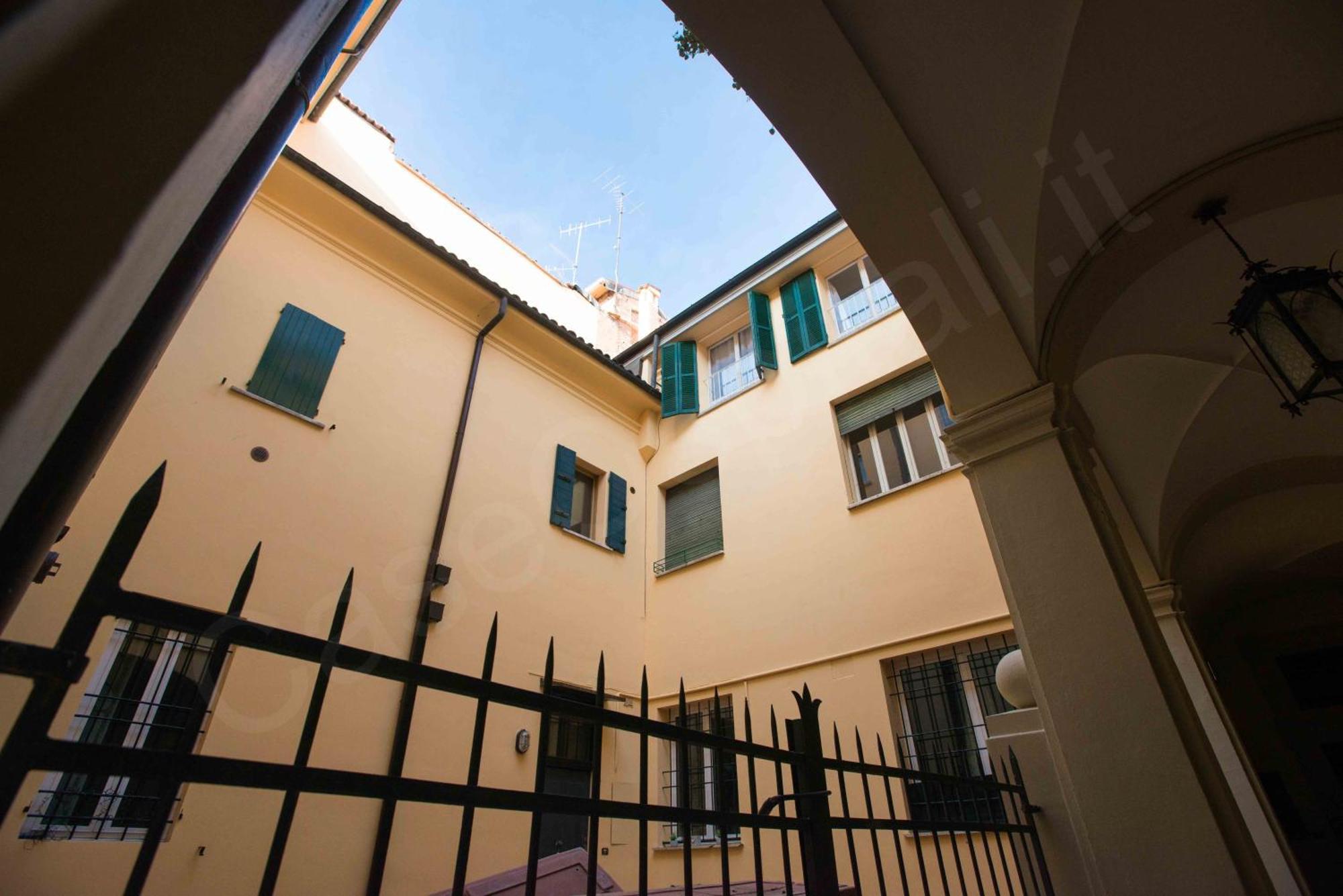 Caseospitali - Daisy, Ampio Trilocale X6 Vicino A Piazza Maggiore Bologna Buitenkant foto